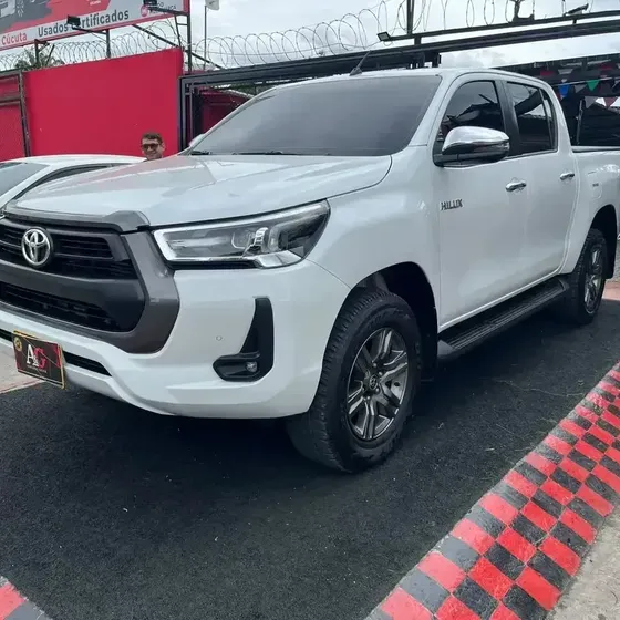 Toyota Hilux 2024 2.4 Diesel 4x4 At