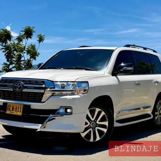 Toyota Land Cruiser 2020 4.5 V6 Executive Lounge Blindaje 2