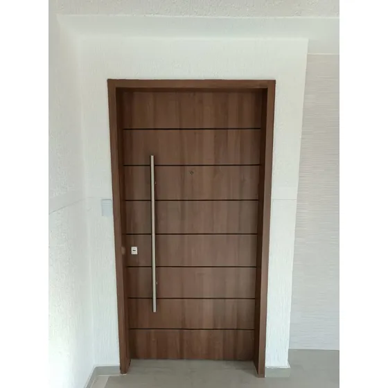 Puertas De Madera  Forrada En Formica Con U De Aluminio