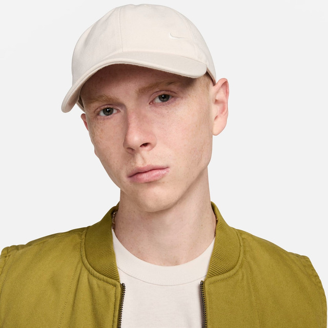 Boné Nike Club Swoosh Unissex Boné Nike Club Swoosh Unissex