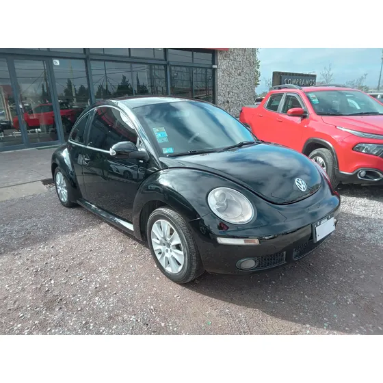 Volkswagen New Beetle 2.0 Luxury