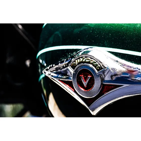 Verde Metalizada Tornasol Ascientos Mustang Estero Bluetooth