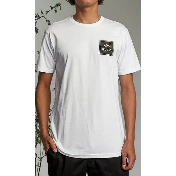 Camiseta Rvca Grafica Manga Corta Va All The Way Talla M 
