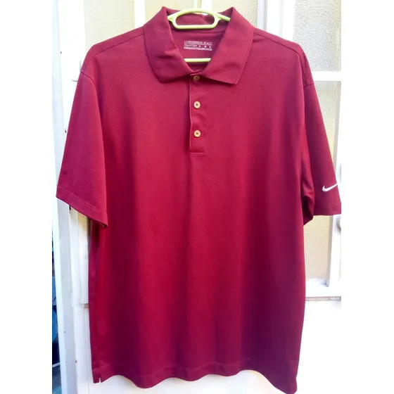 Chemice Nike Fit Dry  M,polyester 100%,tailandia Corta,usada