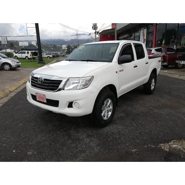 Faro Izquierdo Toyota Hilux 2012 2014 Nuevo Original