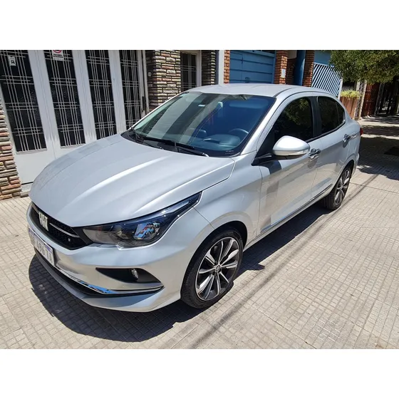 Fiat Cronos 1.8 16v Precision Pack Premium