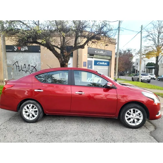Nissan Versa 1.6 Advance Mt