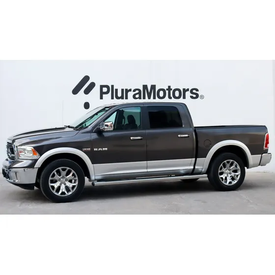 Ram 2500 Laramie Crew Cab 4x4 V8 8at