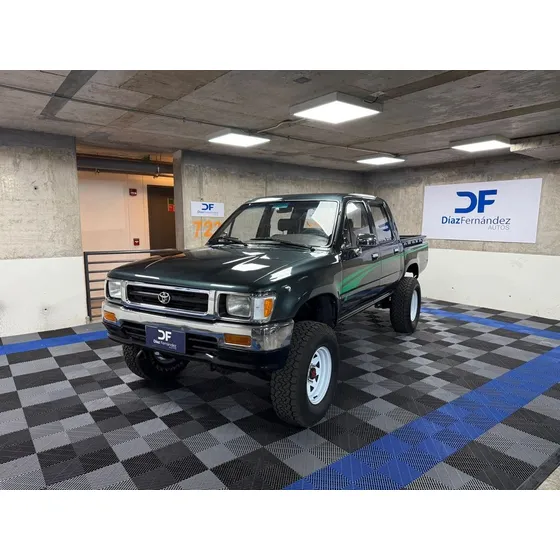 Toyota Hilux 4x4