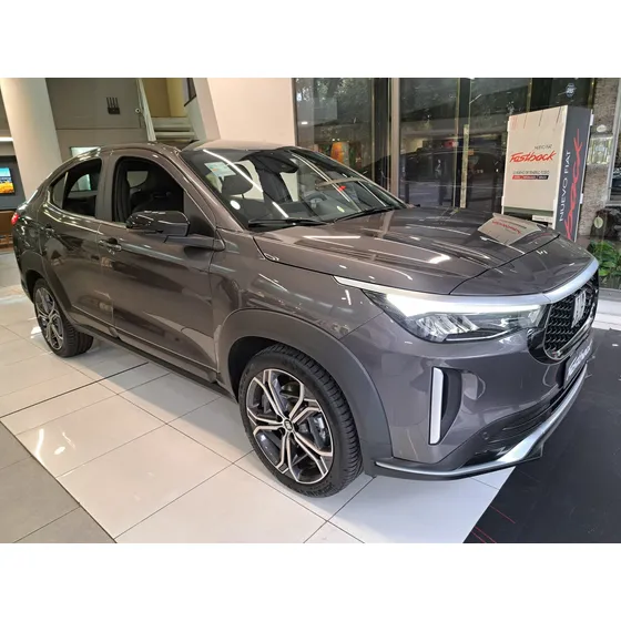 Fiat Fastback 1.3 T270 At6