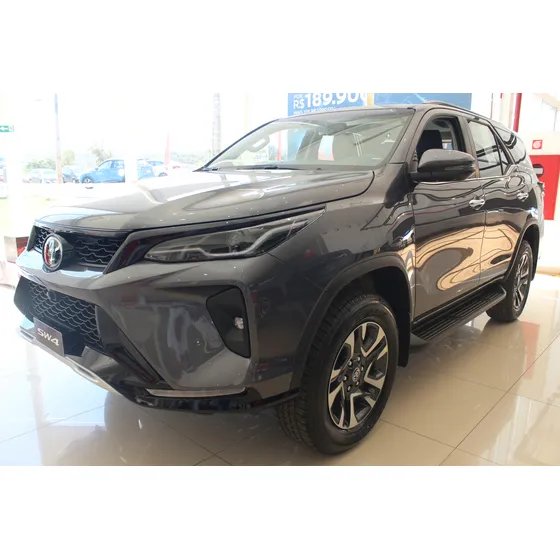 Toyota Sw4 Srx Platinum 2.8 Turbodiesel 4x4 (aut.) (7 Lugares)
