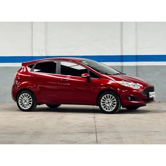 Ford Fiesta Kinetic 1.6 Titanium Powershift 120cv