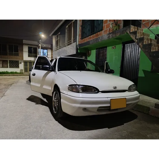 Hyundai Accent 1.5 Gls 4 P