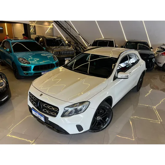 Mercedes-benz Classe Gla 200 Enduro 1.6 Tb 16v Flex Aut.