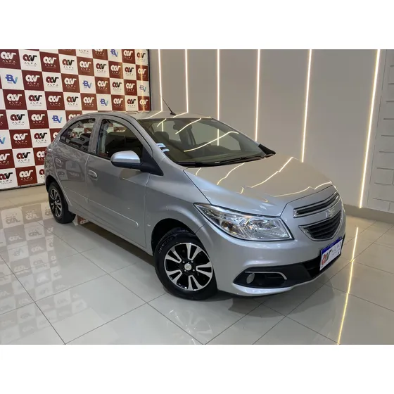 Chevrolet Onix Onix Hatch Lt 1.0 8v Flexpower 5p Mec.