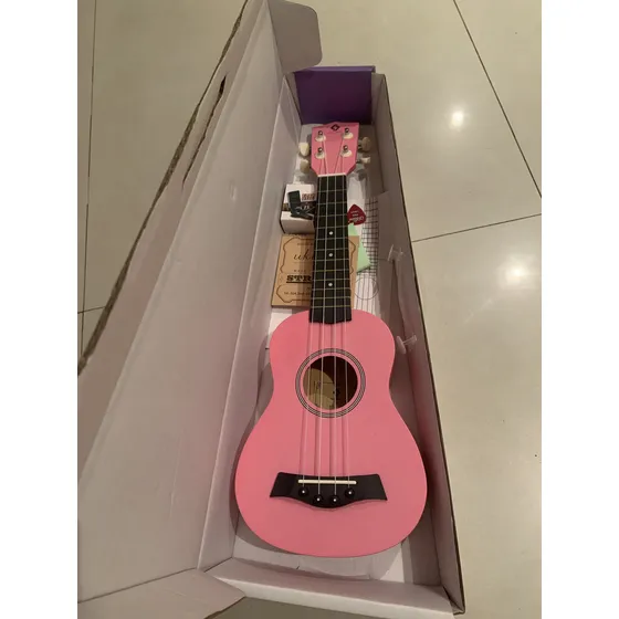 Soprano Ukelele Kit (rosado) Nuevo