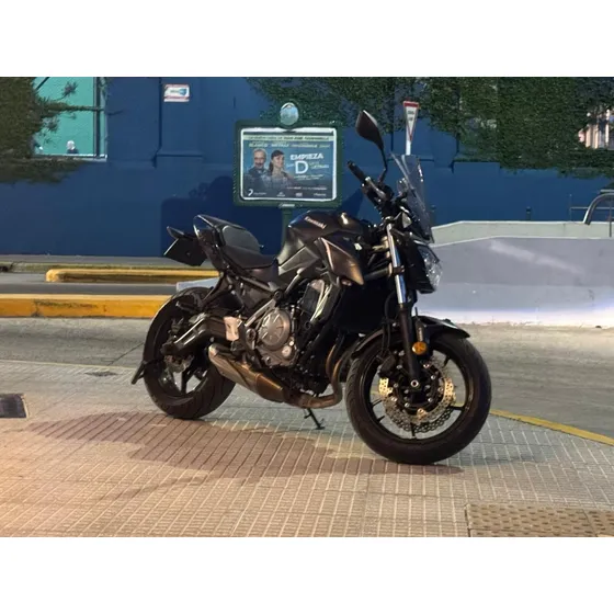 Kawasaki Z650 Z 650 2018 Negra