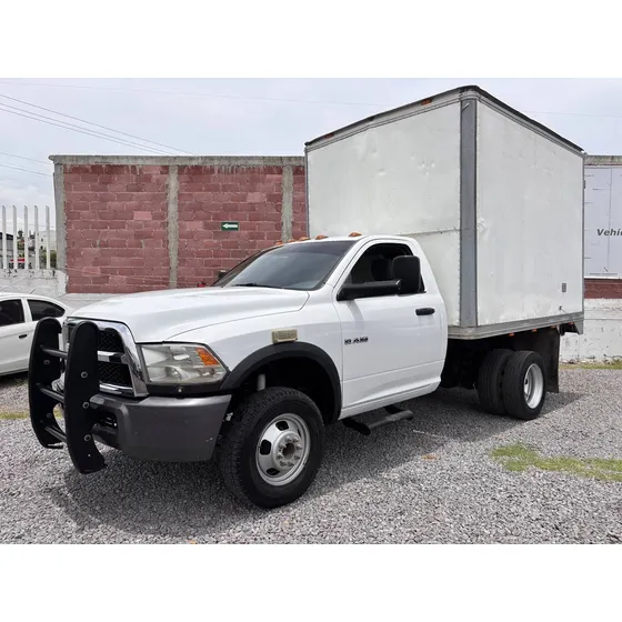 Ram 4000 5.7 Chasis Cabina 4x2 Mt