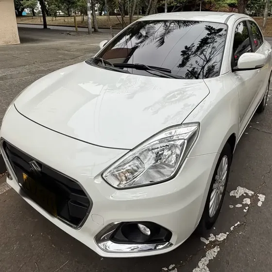 Suzuki Swift 2023 1.2 Dzire