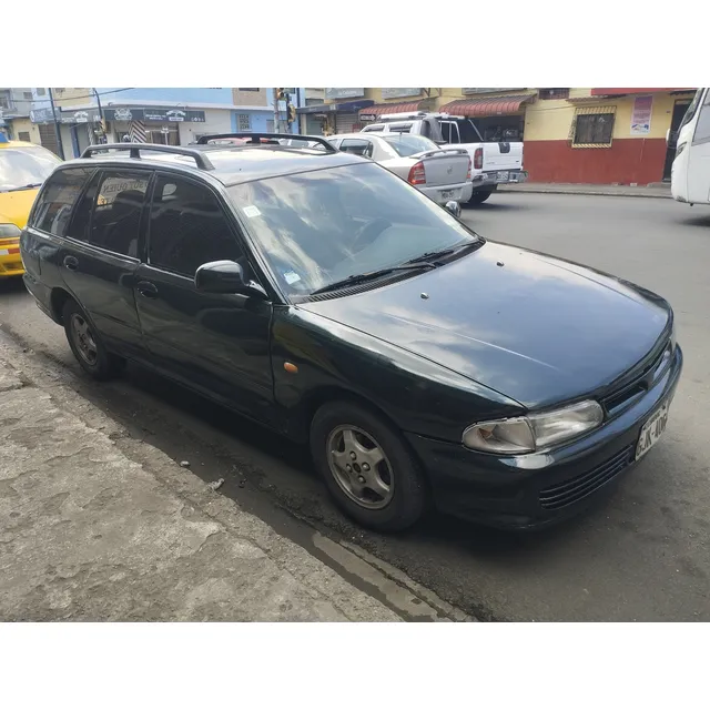 Mitsubishi Lancer Station Vagon