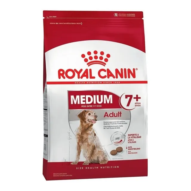 Alimento Royal Canin Size Health Nutrition Medium Adult 7+ para perro senior de raza mediana sabor mix de 15 kg