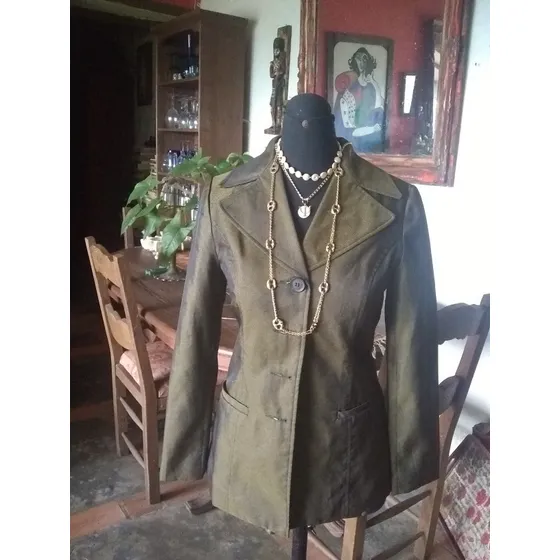Blazer, Chaqueta Dama Muy Elegante. Nuevo. Verde Aceituna