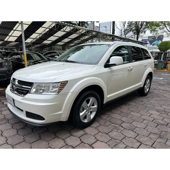 Dodge Journey 2.4 Se 7 Pasajeros At