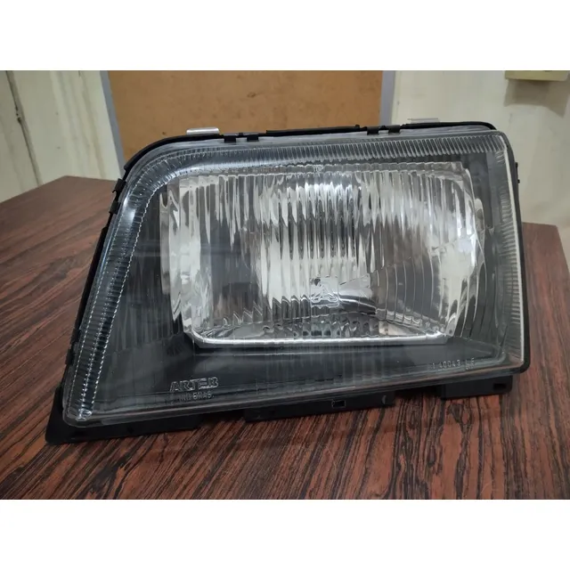 Faro Chevrolet Monza Izquierdo Año 82/87 Rh Y Lh