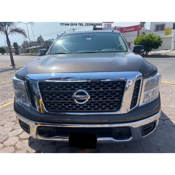 Nissan Titan Sv 4x4 V8