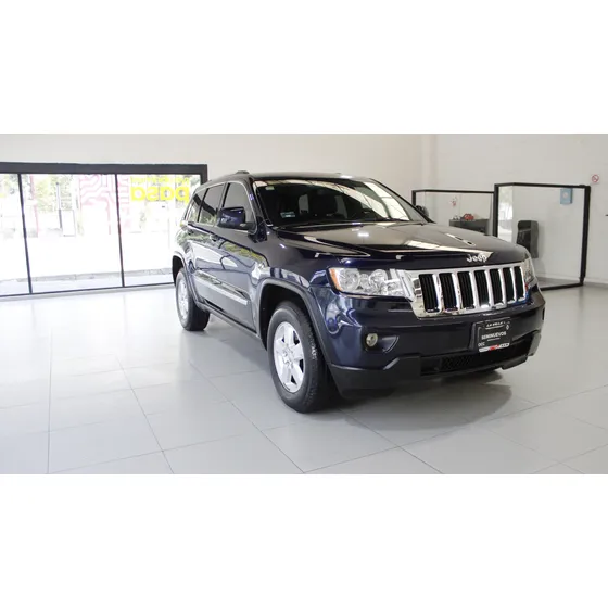 Jeep Grand Cherokee Laredo V6 Lujo 4x2 At