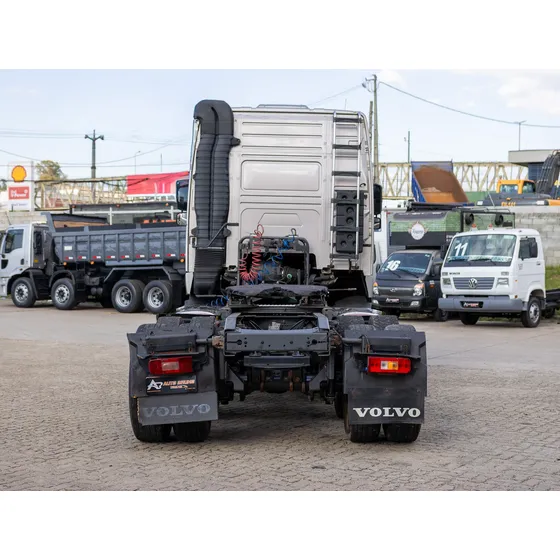 Volvo Fh 460 Globetrotter Ñé Man Tgx 28.440 28.480 29.480