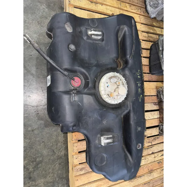 Tanque De Gasolina Con Bomba Toyota Corolla 14-19 Le Se S