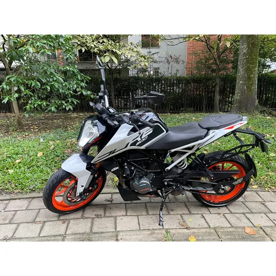 Ktm Duke 200 Ng  21.200 Km Modelo 2022 Solo Uso Urbano