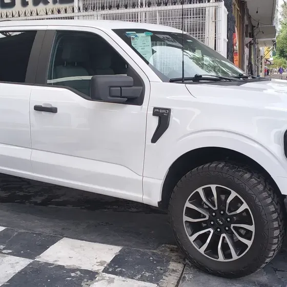 Ford F-150 2023 5.0l Xl Doble Cabina V8 4x4 At