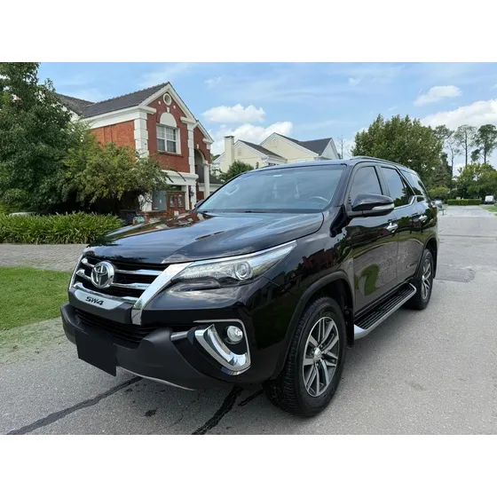 Toyota Hilux Sw4 2.8 Srx 177cv 4x4 7as At
