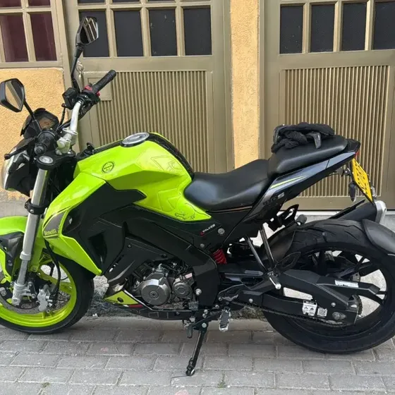 Benelli 180s De Color Verde, Modelo 2022