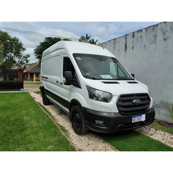 Ford Transit 2.2 Furgon Largo 350l