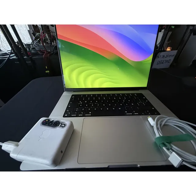 Macbookpro M2 Max (modelo A2780) 32gb Ram 1tb Ssd 16,2 