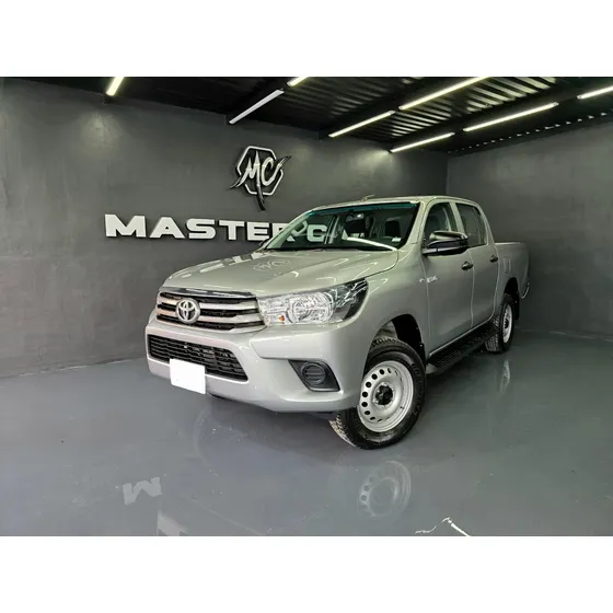 Toyota Hilux 2.8 Cabina Doble Base Mt