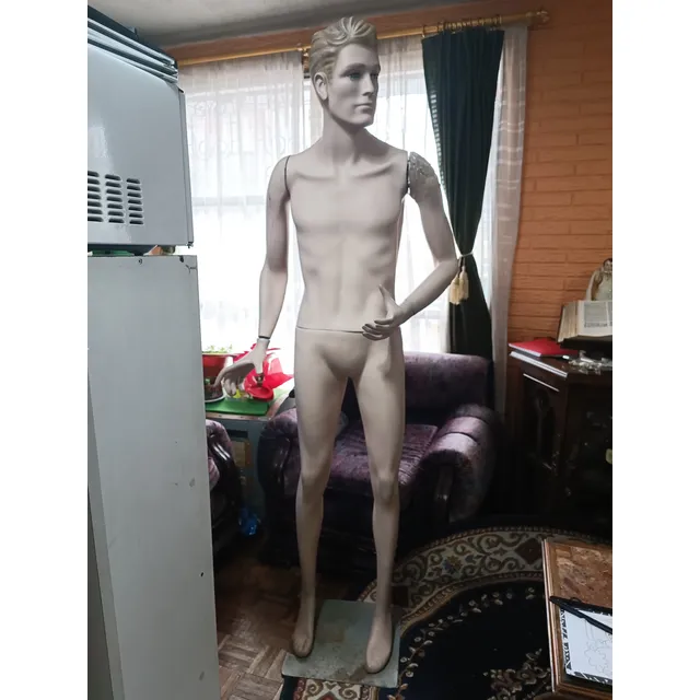 Maniquí Hombre Usado Fibra De Vidrio