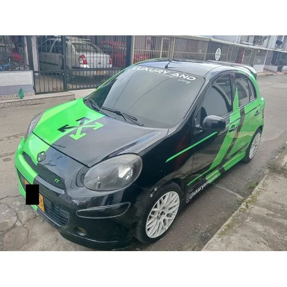 Nissan March 1.6 Sense