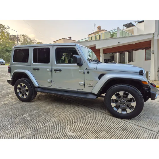 Jeep Wrangler 3.6 Unlimited Sahara 4x4 At
