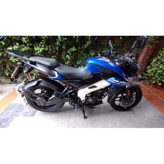 Moto Bajaj Rouser Ns 200
