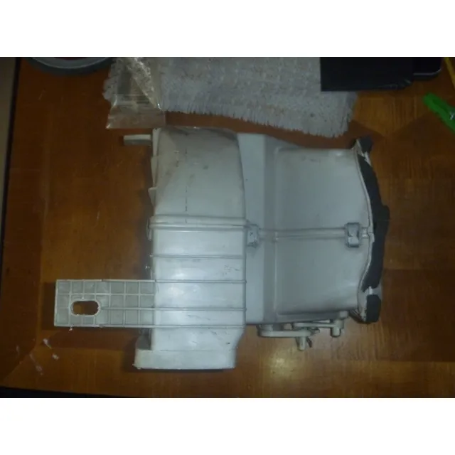 Vendo Caja De Filtro De Aire De Kia Avella, # Kk372 61 140