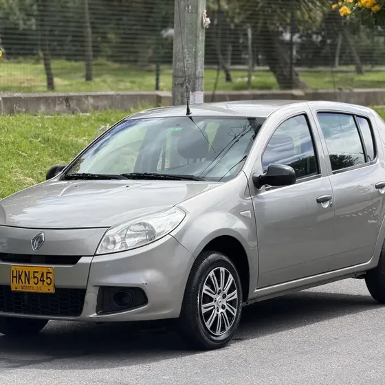 Renault Sandero 2014 1.6 Authentique Mt 8v Sa