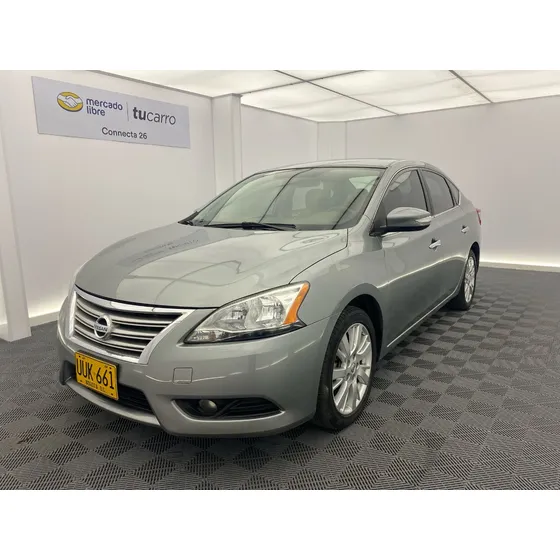 Nissan Sentra 1.8 B17 Exclusive