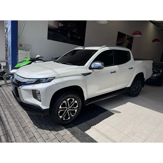 Mitsubishi L200 2.4 Triton Sport Hpe S Cab. Dupla 4x4 Aut. 4p
