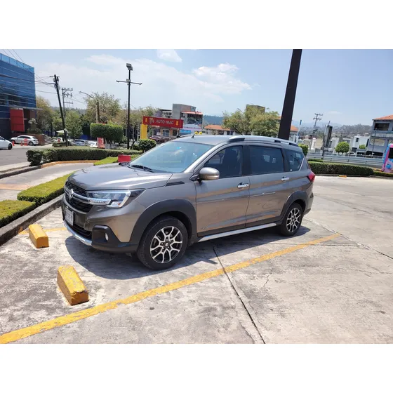 Suzuki Ertiga Xl7 1.5 Glx At