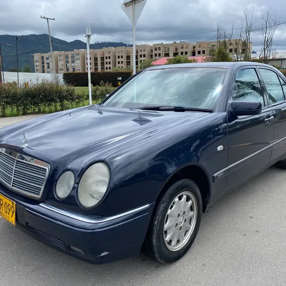 Mercedes-Benz E 240 1998 2.4 W210