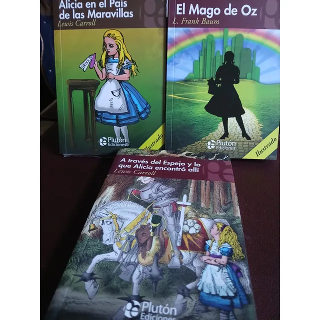 Alicia En El País De Las Maravillas/mago De Oz/a Través Del